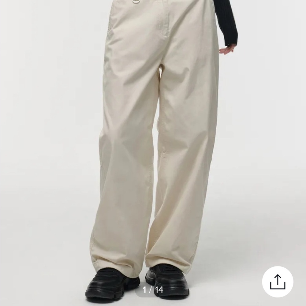 MUSINSA Standard Woman 
Women’s Wide Carpenter Pants [Cream] 
Size 27 | BNWT